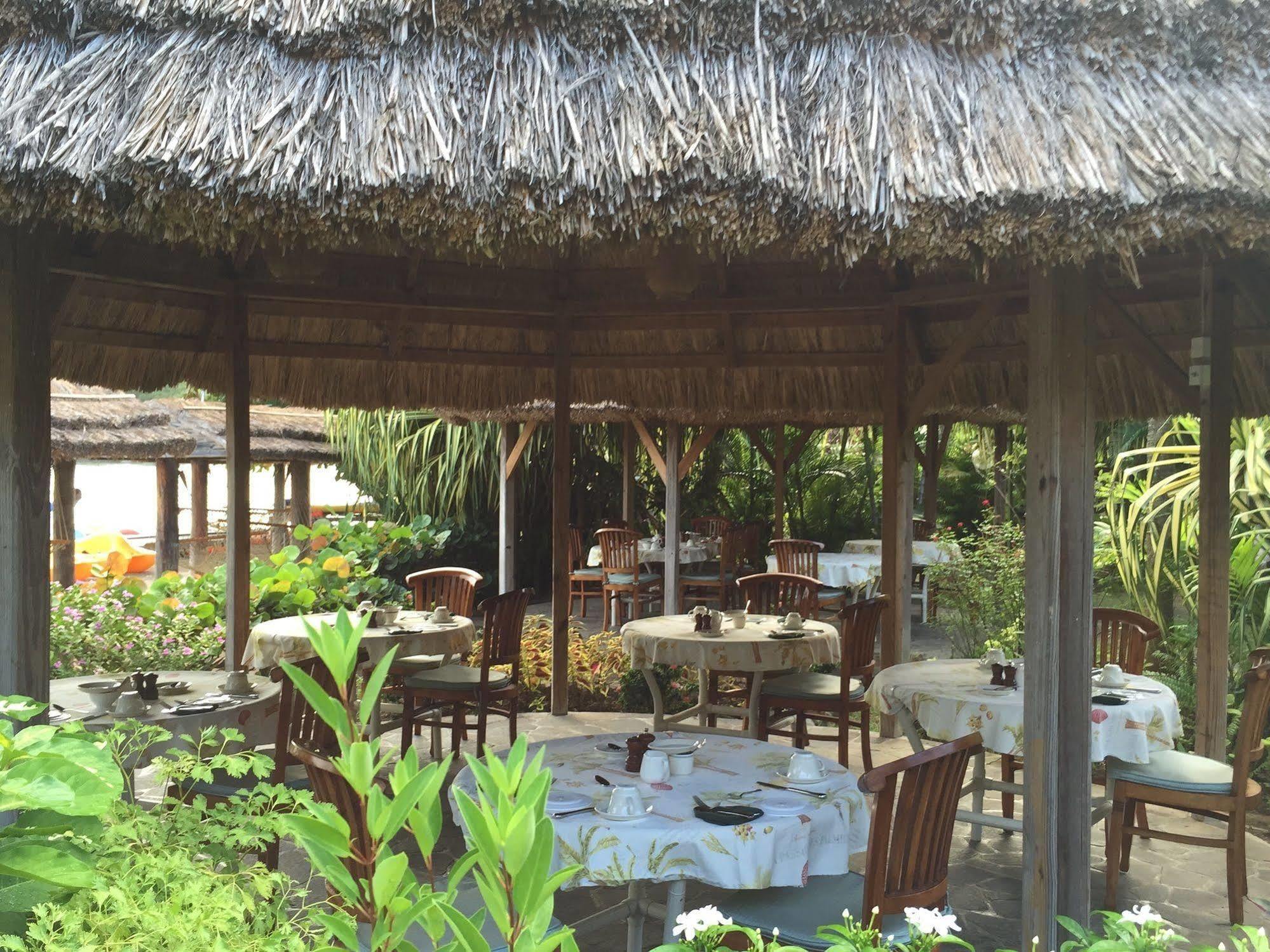 Young Island Resort Calliaqua Exterior foto